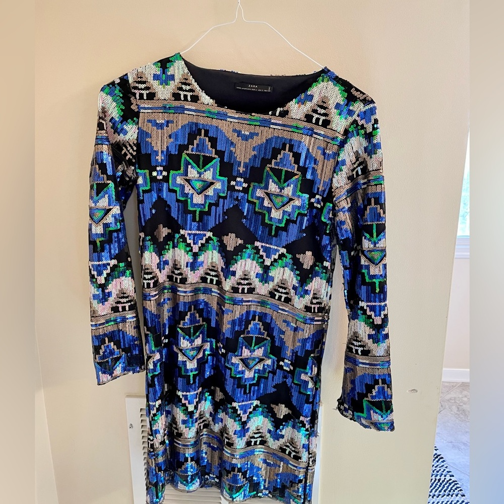 Zara sequin mini/midi dress Size Small